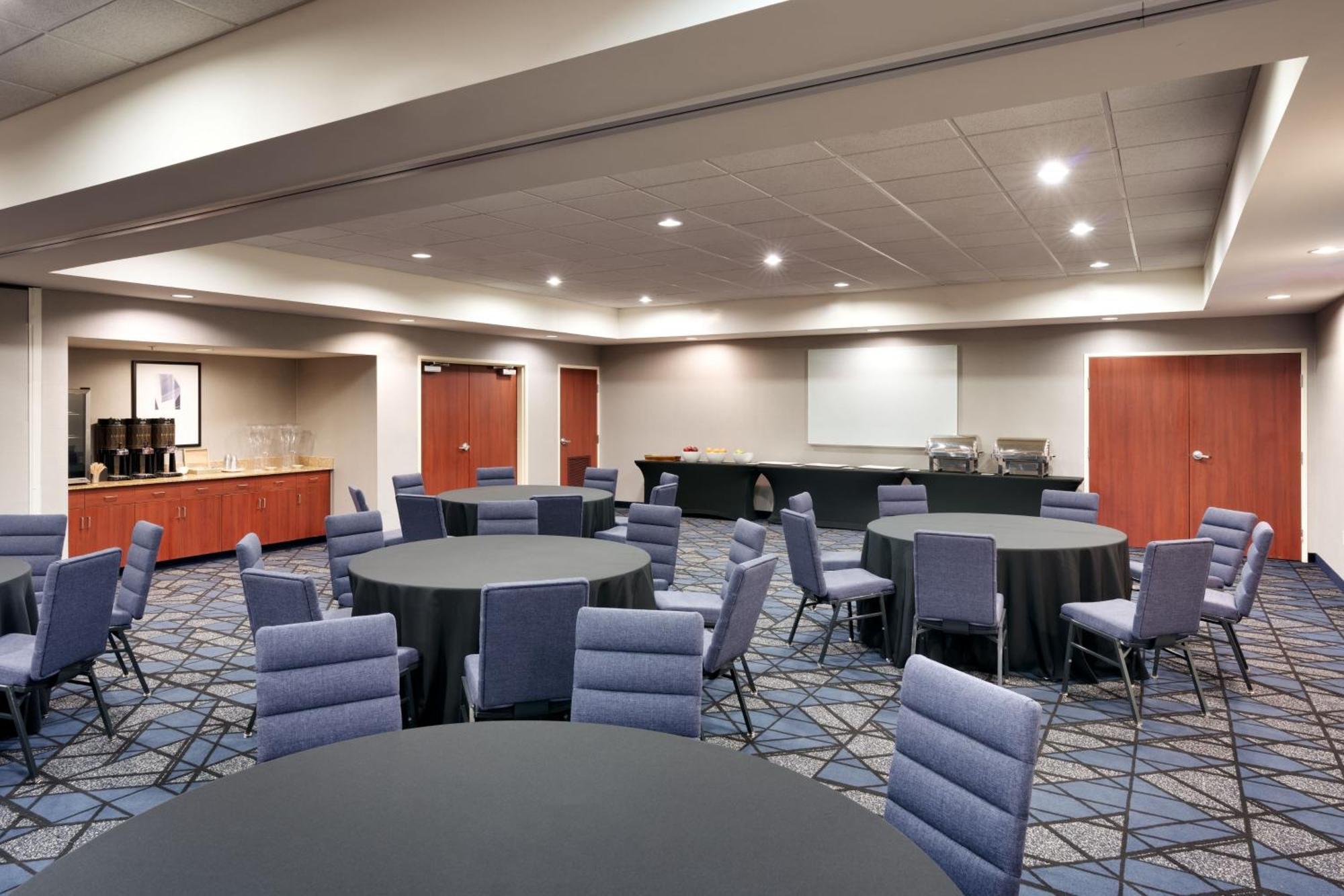 Courtyard By Marriott Houston Nasa Clear Webster