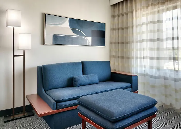 Courtyard By Marriott Houston Nasa Clear Lake